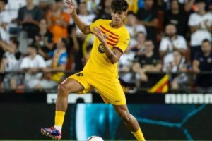 开云体育登录-『弗利克首秀观察』不是巴萨自家人，胜似自家人？