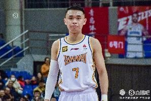 体育平台-凉透了！射手原帅三分7中0一分未得 正负值-7