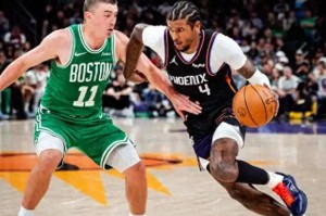 开云官网-杰伦格林提前进入“暮年”！41岁老阿姨女友遭“围攻”！|波士顿凯尔特人队|德拉蒙德-格林|菲尼克斯太阳队|纽约尼克斯队|休斯敦火箭队_新浪体育_新浪新闻